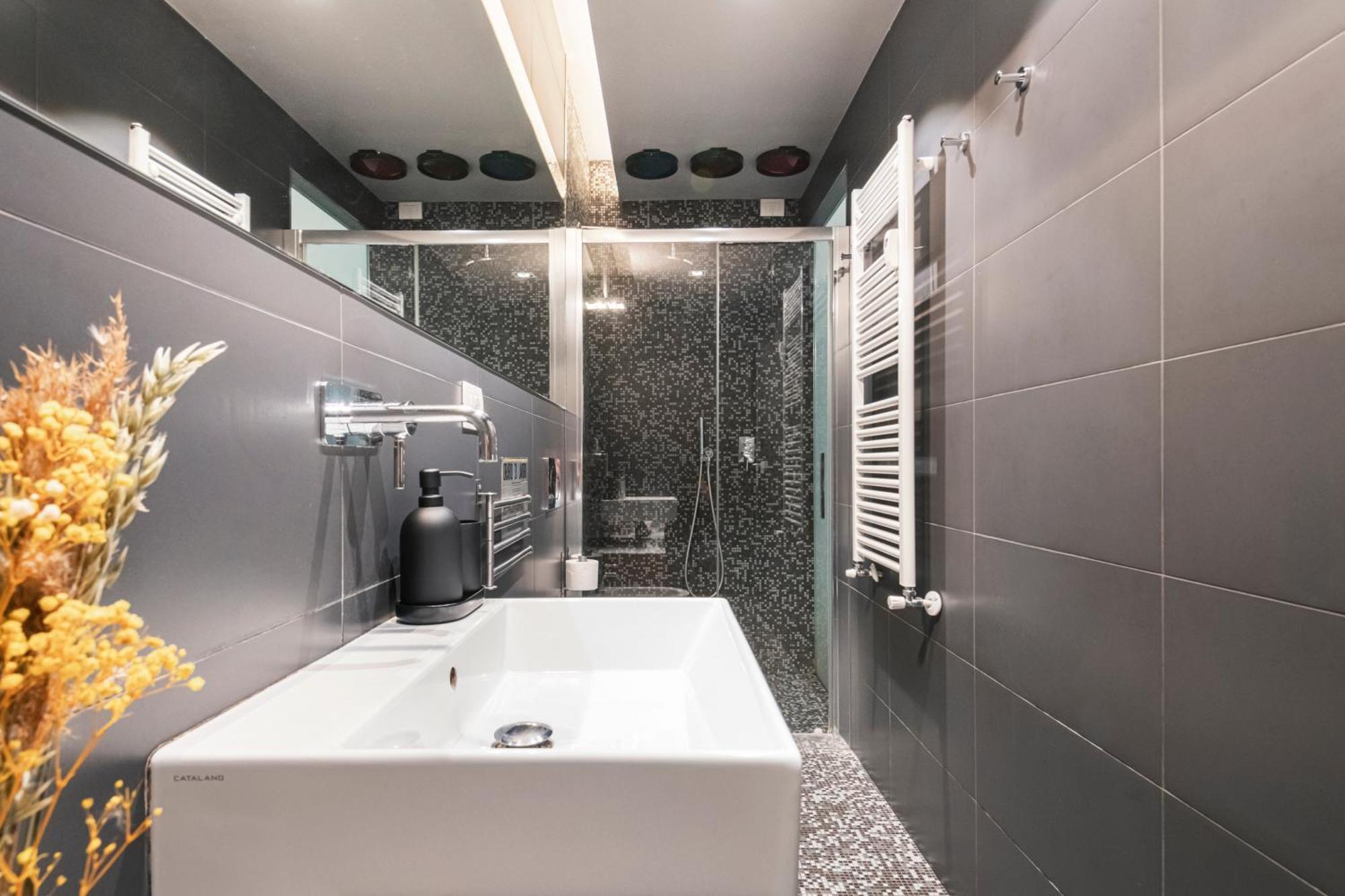 Easylife - Confortevole Appartamento In Bocconi Milan Exterior photo